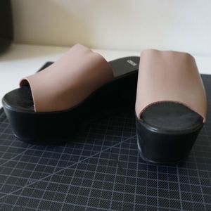Brand new platform slides / mules / sandals